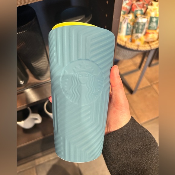 Starbucks 2024 Angular Blue Soft Touch Tecture Pattern Ceramic Travel Mug 12oz - Picture 6 of 6